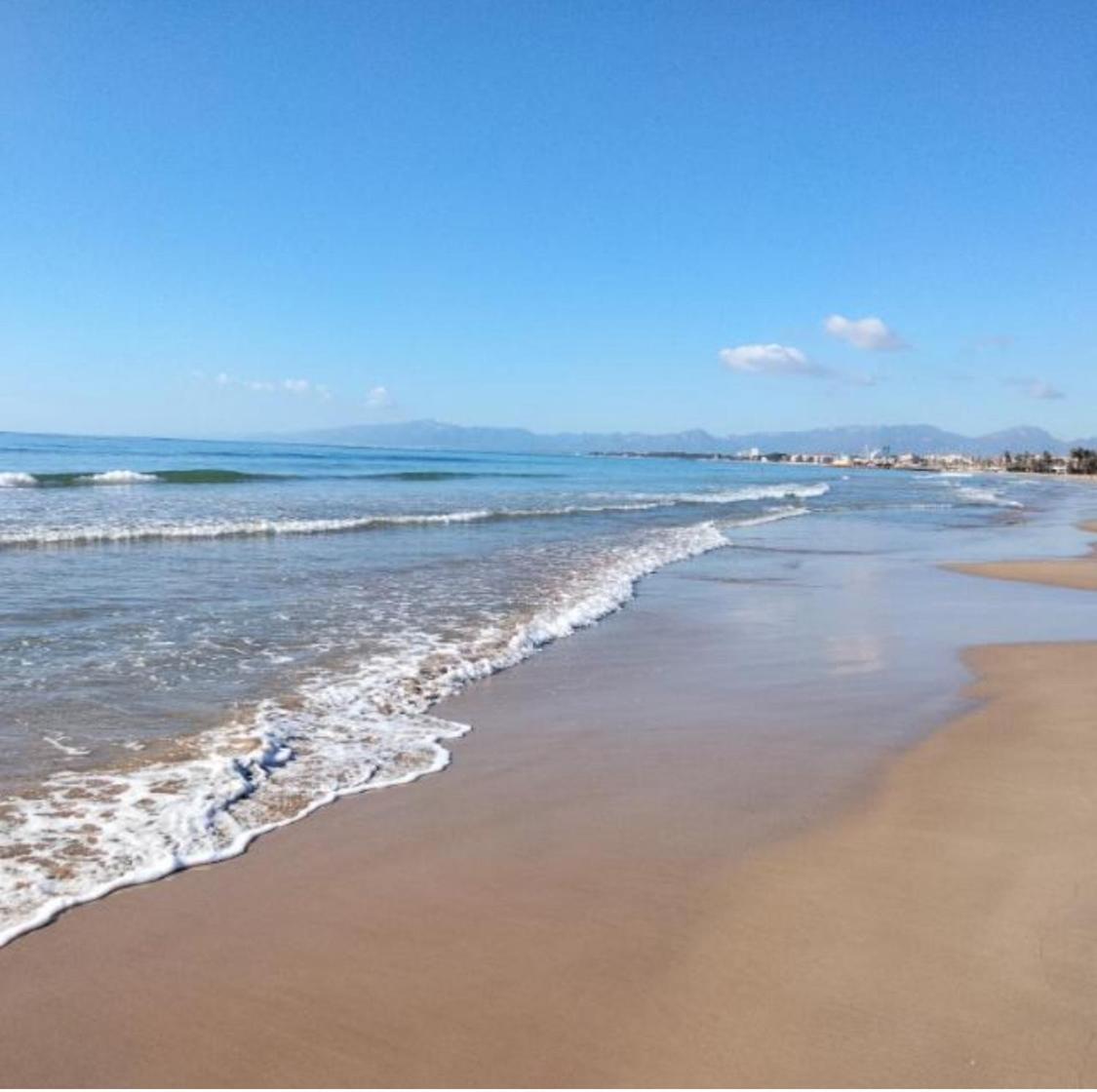 Apartbeach Los Juncos Residencial Piscinas Y Petanca La Pineda Extérieur photo